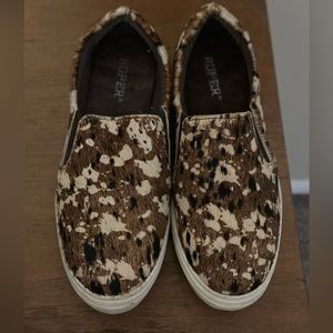 ROPER COWHIDE SLIP ONS